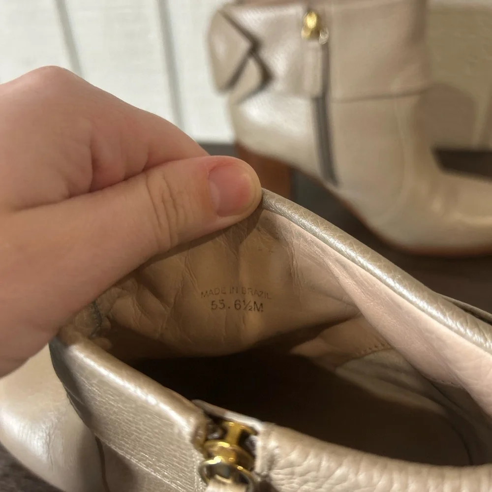 Kate Spade Lanise Booties, size 6.5. Small scuff on back, see pictures.